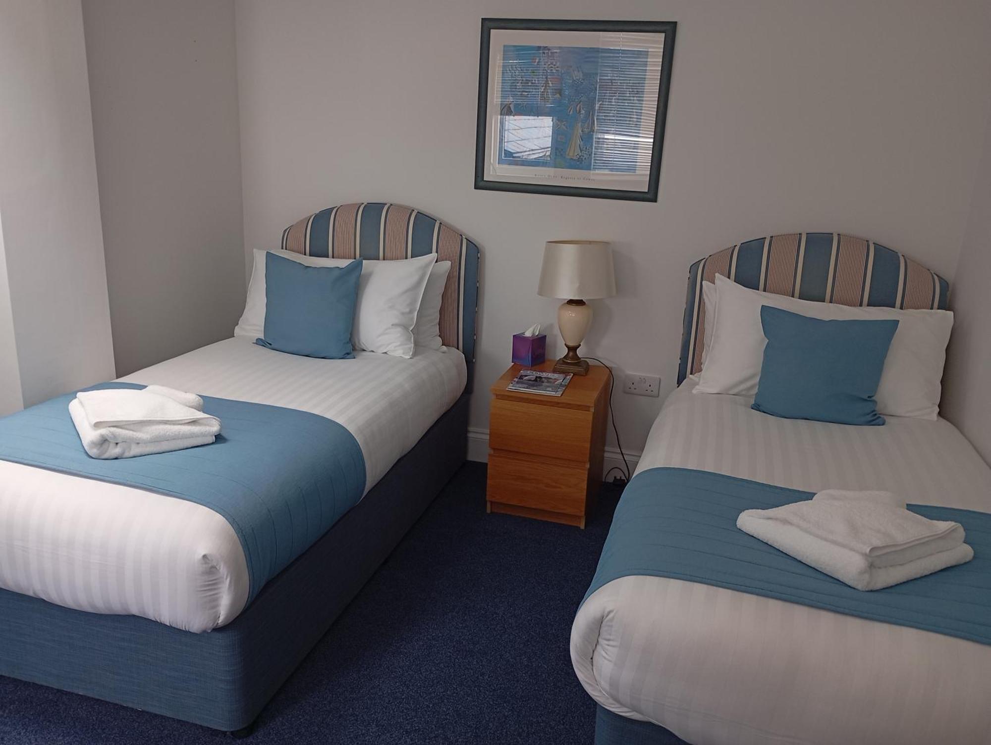 Royal Ocean Racing Club Hotel Cowes  Buitenkant foto