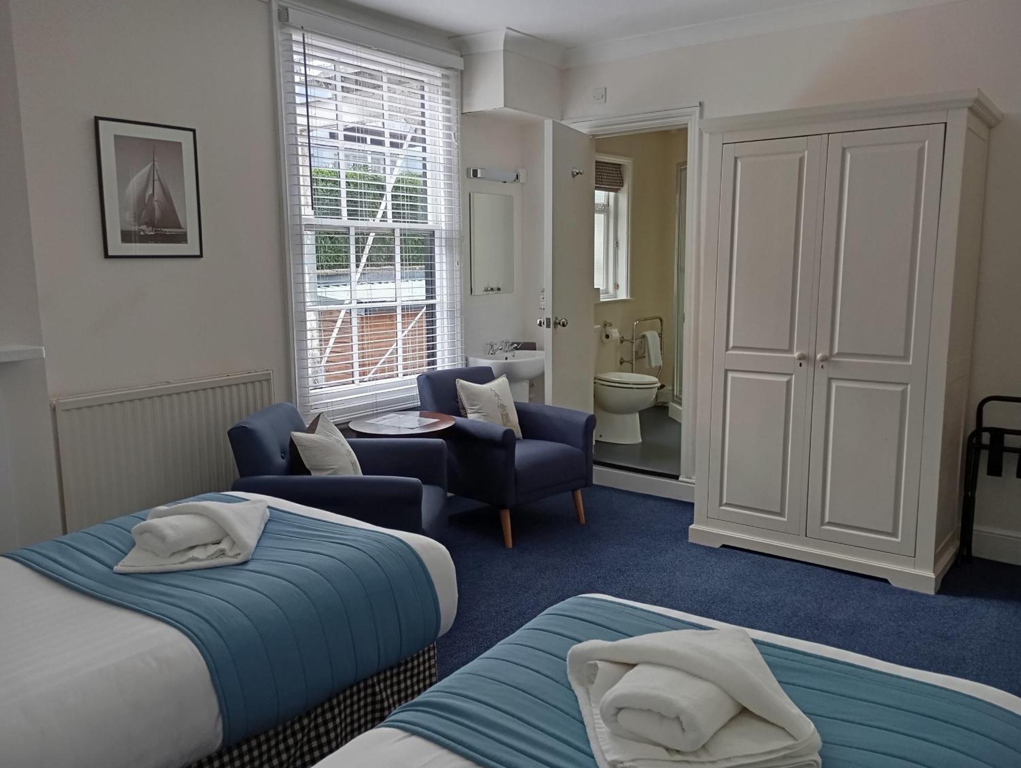 Royal Ocean Racing Club Hotel Cowes  Buitenkant foto