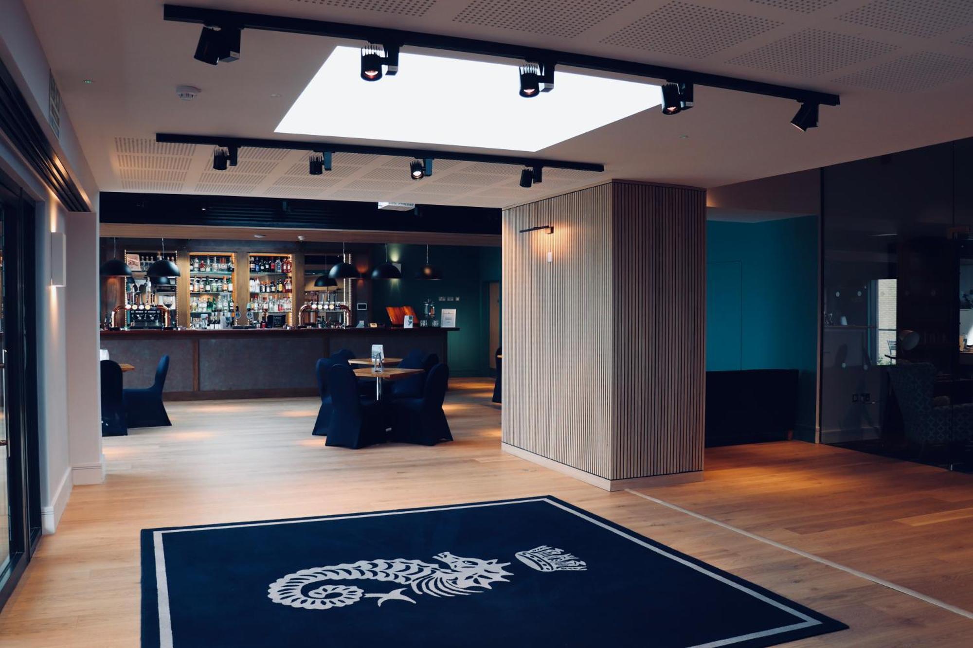 Royal Ocean Racing Club Hotel Cowes  Buitenkant foto