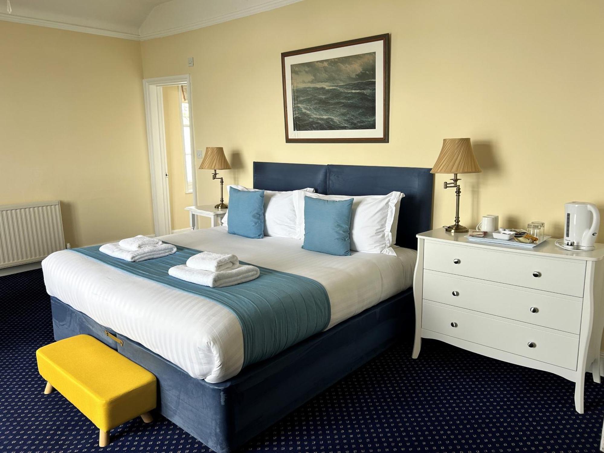 Royal Ocean Racing Club Hotel Cowes  Buitenkant foto